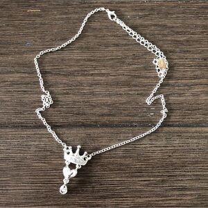 Disney Snow White: Evil Queen sliver necklace